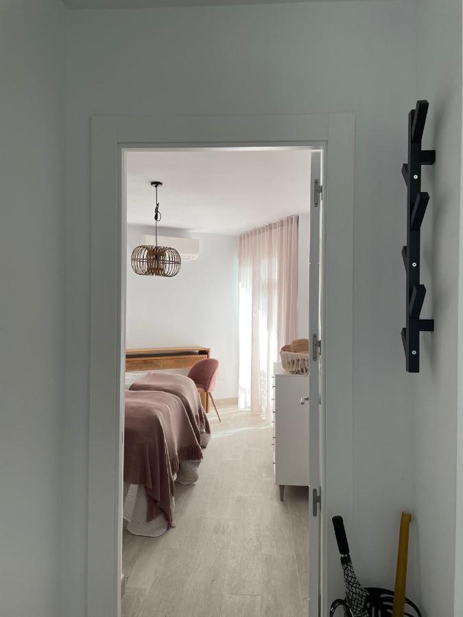 Center & Sea View Torresol Apartment *